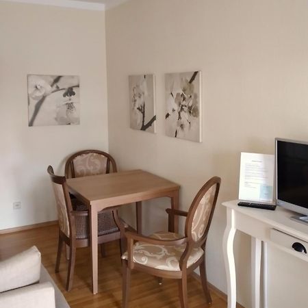 דירות ארפורט Wohlfuehlen Mit Grossem Balkon מראה חיצוני תמונה