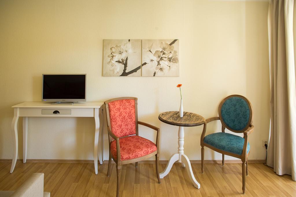 דירות ארפורט Wohlfuehlen Mit Grossem Balkon מראה חיצוני תמונה