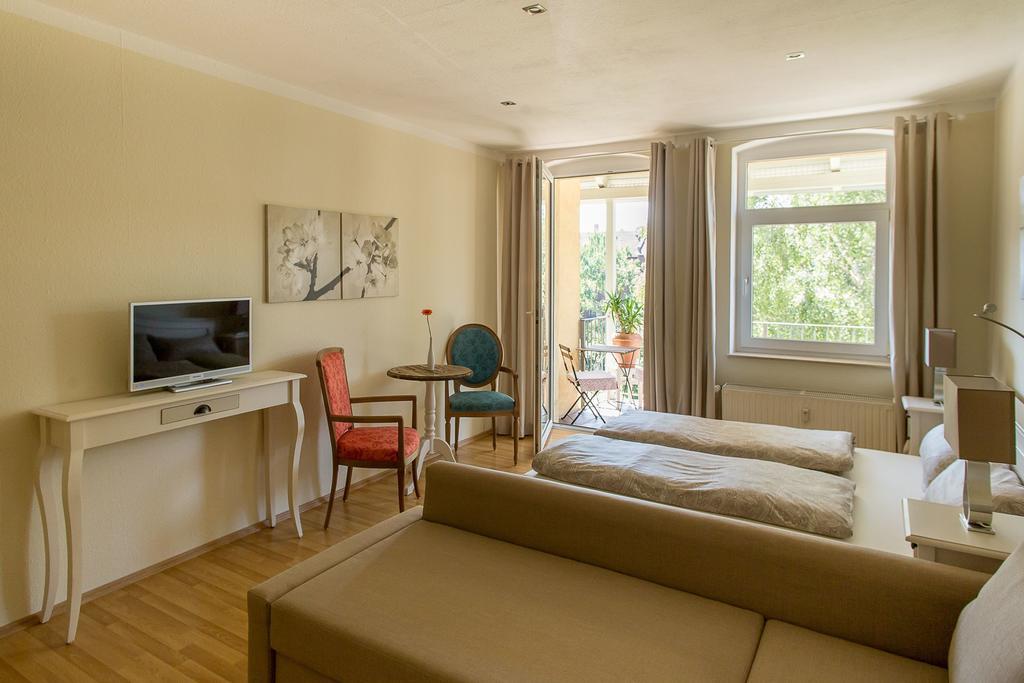 דירות ארפורט Wohlfuehlen Mit Grossem Balkon מראה חיצוני תמונה